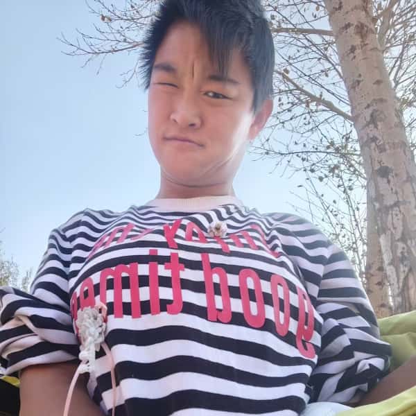内蒙古23岁单身美女真诚找对象-青山湖征婚相亲网